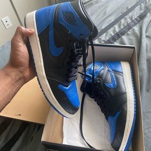 Jordan 1s Retro Royal (2017)